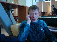 Иван у телефона