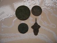 полушка 1735 г. 1 коп. 1924 г. 2 коп.1812 г. и крестик