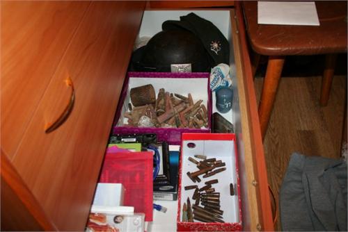 Вот так иногда захламляются комоды)