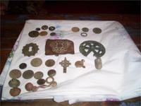 В три металлика в суровых каменистых полях Пундуги.