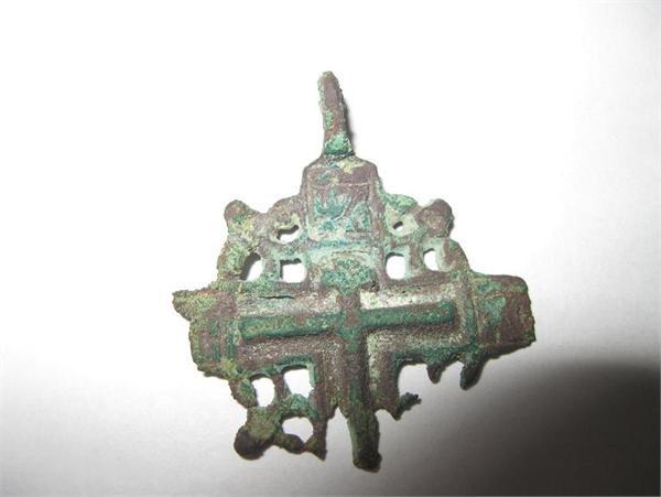 Часть креста, вторую так и не нашел