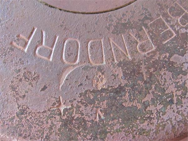 Клеймо-двуглавая австрийская курочка