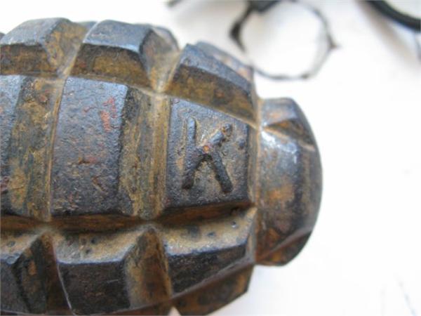 Граната с буквой К