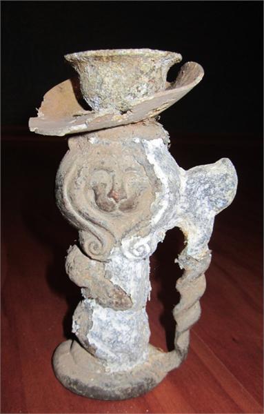 Частично бронзовый подсвечник)