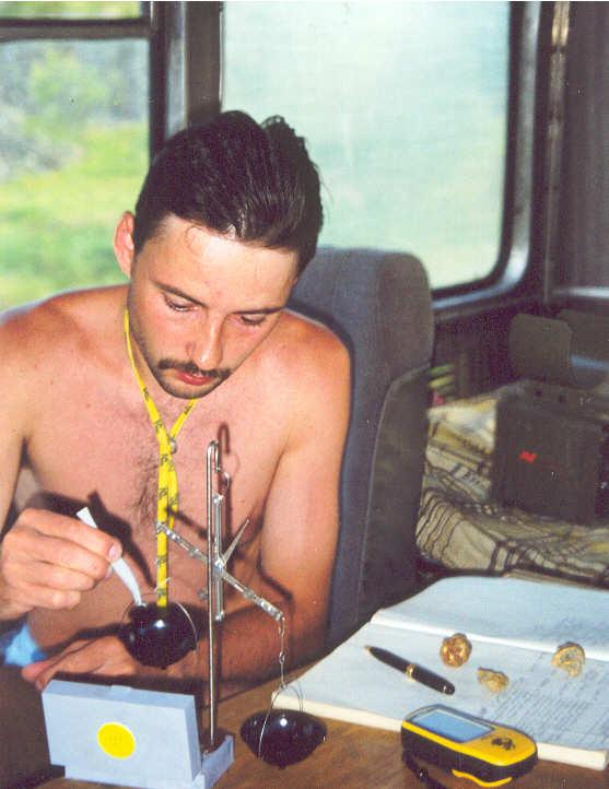 Путешествие вокруг Байкала (32) Золотые самородки дражного отвала.