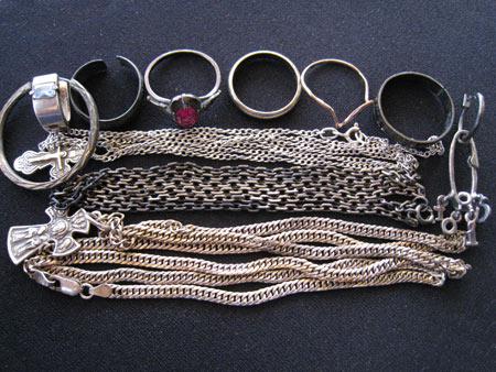 Пляжные находки. Золотые цепочки.