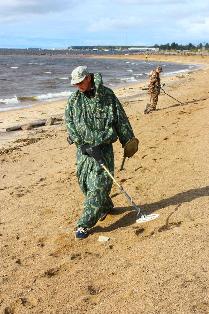 Первые соревнования в России по приборному поиску. г.Санкт-Петербург 29 сентября 2012 (15)