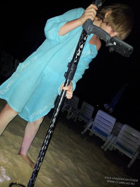 не беда что металлоискатель с меня ростом главное процесс