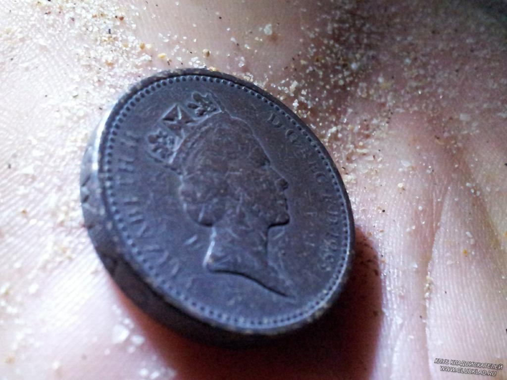 Вот она находка Монетка  необычная не Тайская с профилем Елизаветы