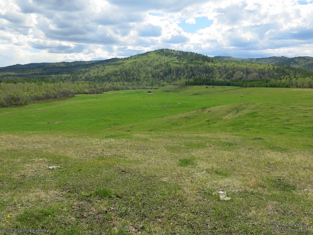 Село Шокша было расположено на высоком берегу у реки Брошено и распахано в 50-е годы фото май 2013 clubklad.ru