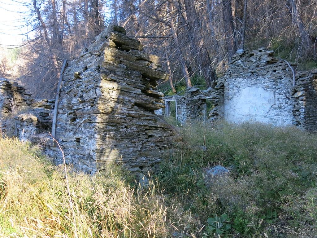 6-04 развалины гостинного дома Otago Hotel Новая Зеландия март 2013