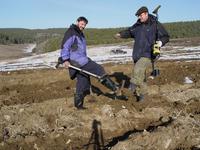 Первый коп Никольск. Ходить по полу тяжело, но весело :) К каждой ноге как будто привязали по гире.