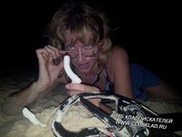 находка-древностей-на-пляже-Женщины-готовятся-к-весне-