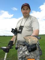 Кирпич явный признак что тут жили люди а значит находки будут клуб кладоискателей clubklad.ru