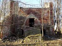 какоето  старое  строение