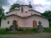 Храм Покрова и Рождества пресвятой Богородицы от Пролома (в углу) XIV-XVI вв.