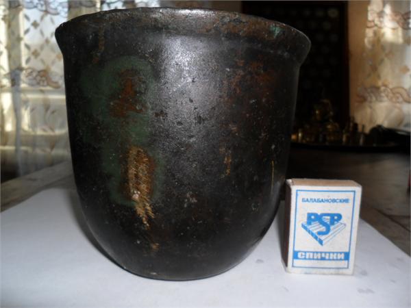 Найдено в деревни в сарае.