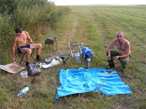 Пришли с поля