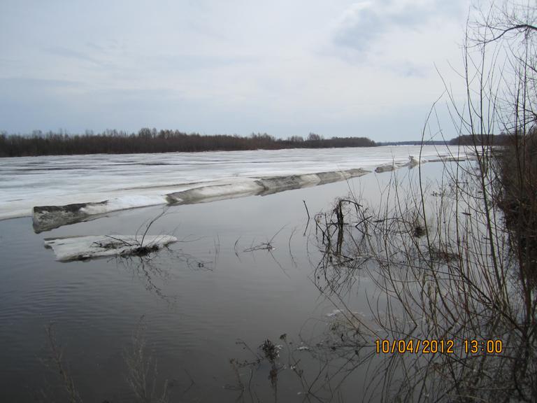 река Сура перед половодьем