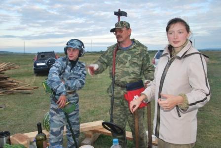 Пойдём, что-ли покопаем...