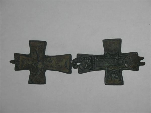 Раскрытый мощевик