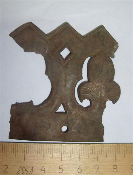 не понятное, найденое на месте ставой церкви