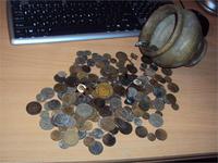 всё добро найдено и подобрано на дороге в селе...