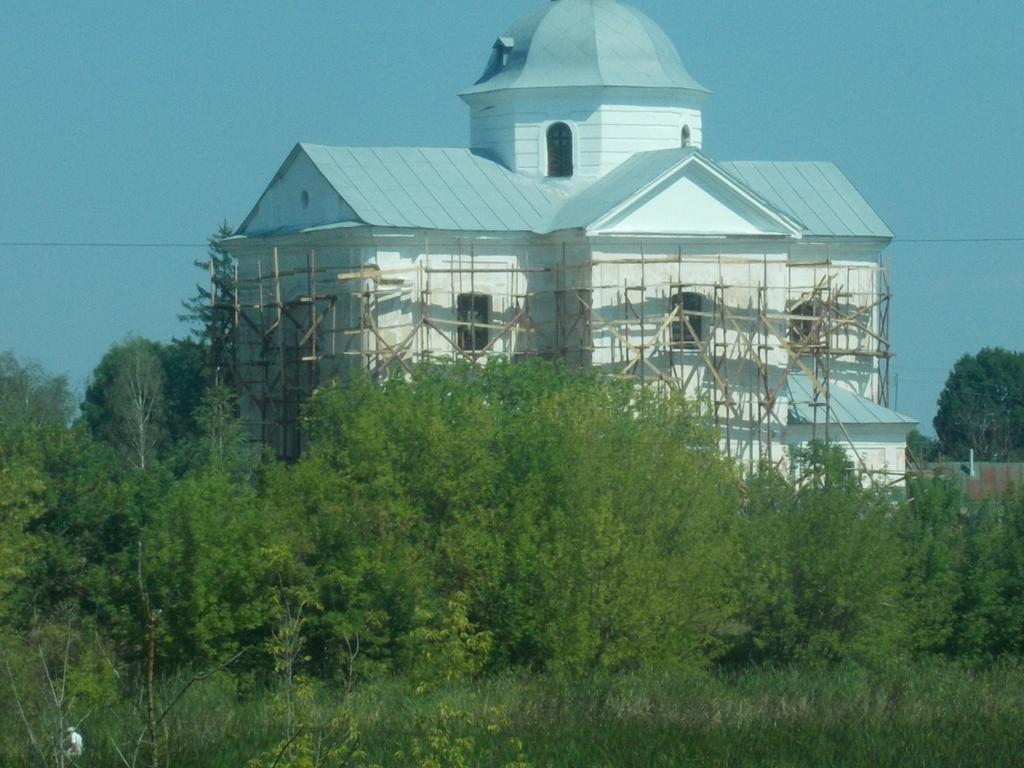храм