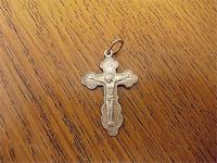 Крестик серебро.