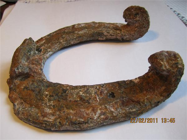 Подкова (вроде старинная)