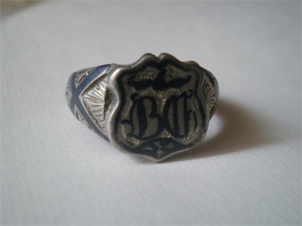 Серебрянный перстень