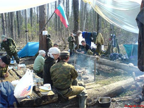 наш лагерь в лесу