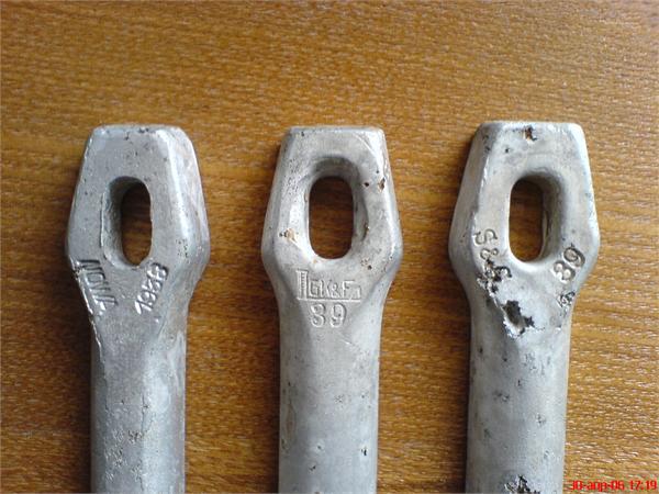 колышки от палатки.немецкие