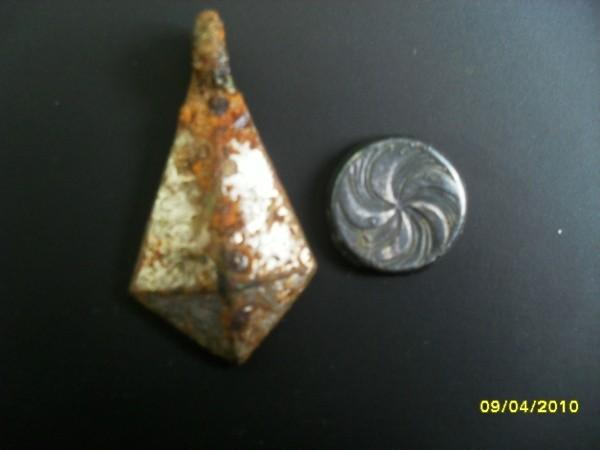 штучки ,кругляшка серебро.