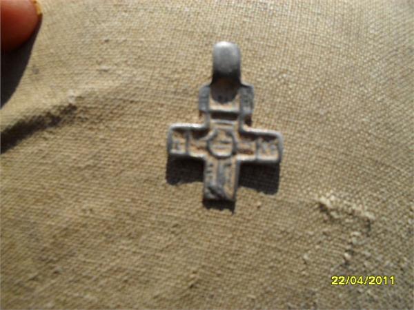 крестик ломаный