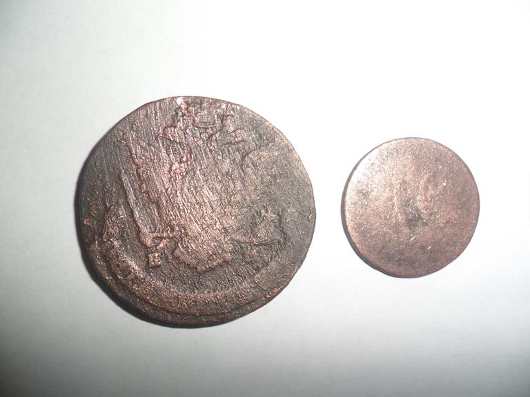 монеты устали