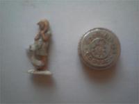 девочка с гусем и пробка