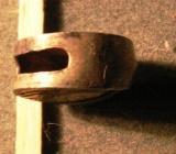 неизвестная находка серебро похожа на пломбу.