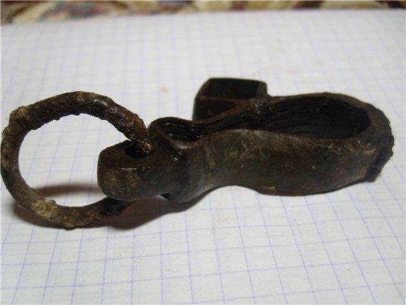 Верхняя гайка от ножен шашки с кольцом.
