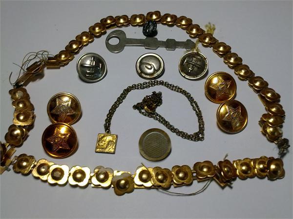 немного полазил