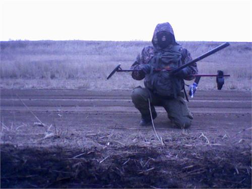 Товарищи посоветовали купить маску, очень здорово помагает в степи от ветра чтобы не обветривалось лицо. Милое дело парни!!!08.03.2011г