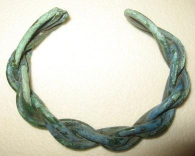 Наручное украшение