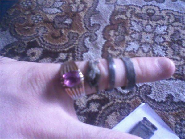 С серебром.