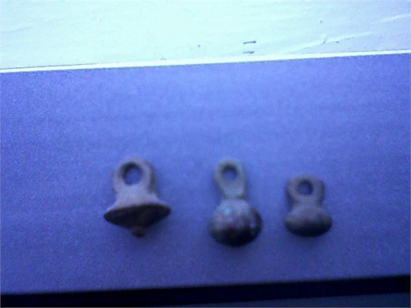 пуговелички)