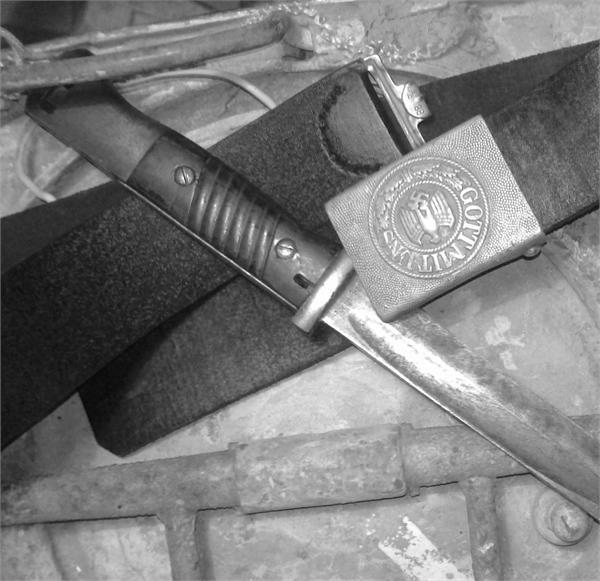 Мозеровский штычек и гот митунцевская мухоцецешная пряга ZZ