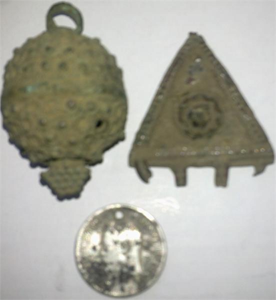 серебро монета 25 копеек миколка и серебряшки кустарного производства конец 18в нечищено.