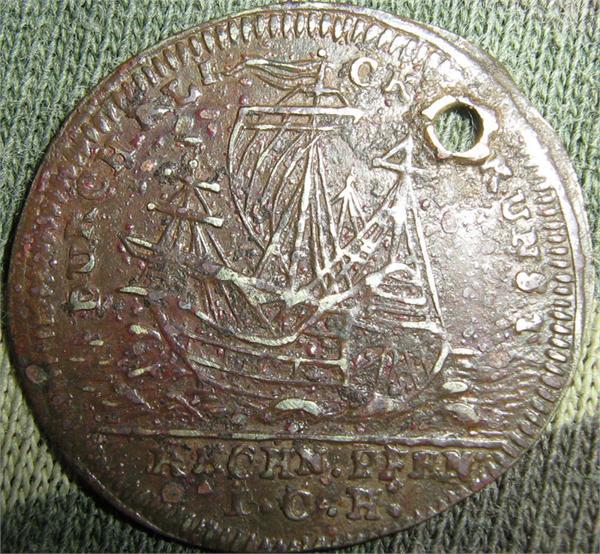 Находка 28.09.2011 монетовидный Жетон Иоганна Конрада Хогера Нюрнберг 1715  - ЖАЛЬ ИСПОРЧЕН ЛЮБИТЕЛЯМИ МОНИСТ....