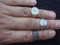 Колечки вензельные-1