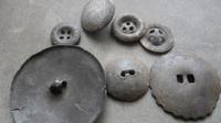 ещё попадались пуговки разных времён 