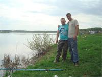 На рыбалке с товарищем,Филиповское выловлен карась 700 грамм были всего два часа